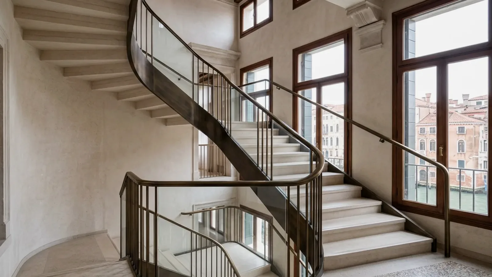 E-Commerce Product Videos: Translating Craftsmanship into Higher…